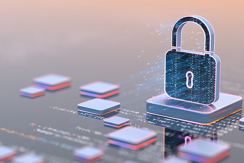 Vorhängeschloss steht auf einer Festplatte