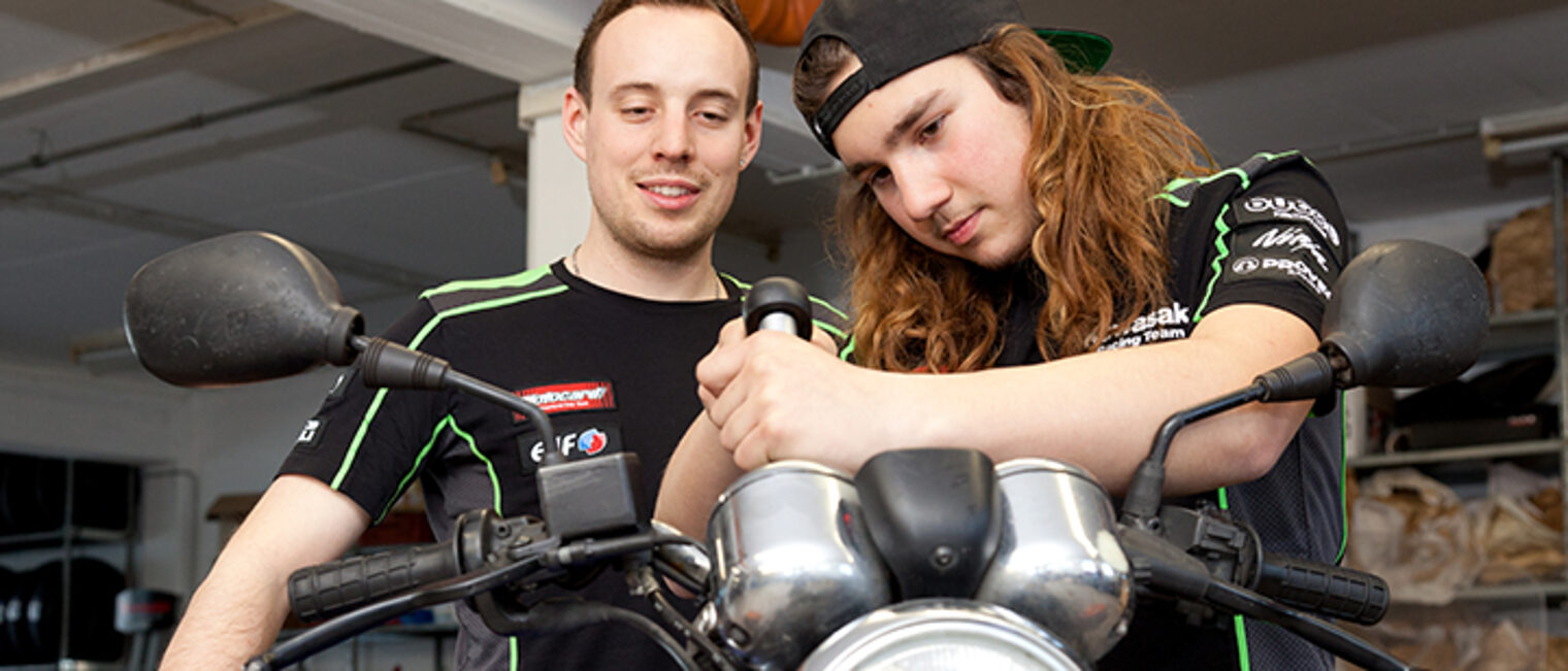 Ausbildung Zweiradmechatroniker