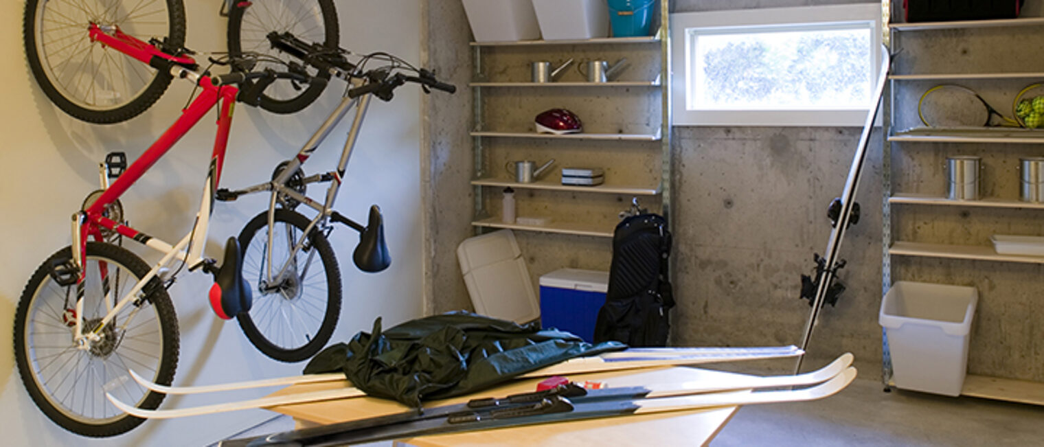 interior garage storage shelves Schlagwort(e): "Basement, Architecture And Buildings, Below, Bicycle, Bin/tub, Cement, Cement Floor, Concrete, Container, Detached House, Floor, Garage, Home Interior, Homes", House, Indoors, Inside Of, Mansion, Messy, Mountain Bike, Organization, Paint Can, Plastic Container, Real Estate, Residential Structure, Shelf, Ski, Storage Compartment, Storage Room, Table, Two Car Garage